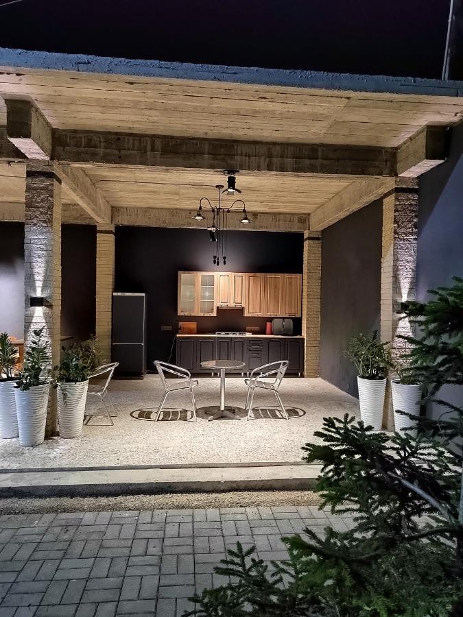 تساندريبش Guest House Санэль المظهر الخارجي الصورة